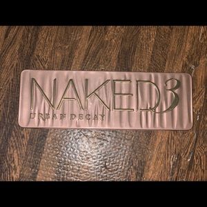 Naked 3 Pallete